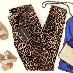 ASHLEY MASON Skinny Cargo Leopard Print Pants